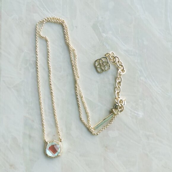 Kendra Scott • Davie Gold Dichroic Glass Pendant Necklace - Picture 3 of 3